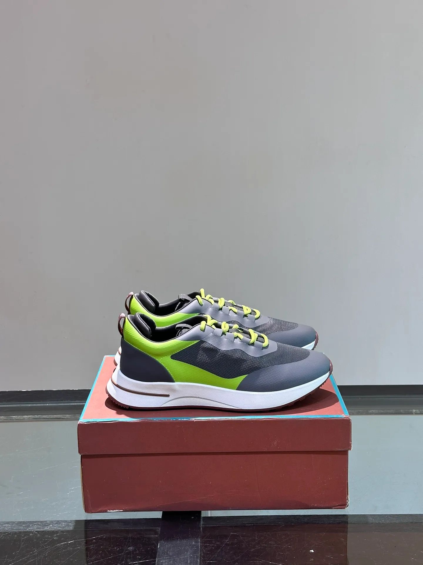 Men's Men's Shoes 💰p560 "Loro Men's Shoes 💰piana" niche Loro classic jogging shoes, men's lace-up casual shoes and sneakers, high-quality lightweight and comfortable fabrics, suitable for outdoor leisure, the color scheme is young and energetic, and it looks great with sportswear or casual suits! Size: 39-45 (46 customized)